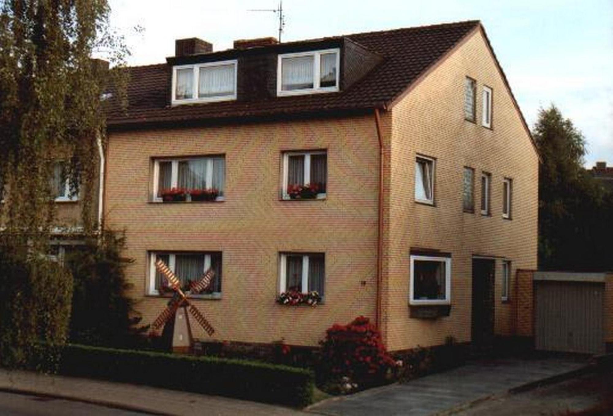 Privat-Pension-Doemens Aken Buitenkant foto